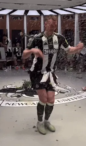 A Soccer Player Wearing A Jersey With Riselo On It